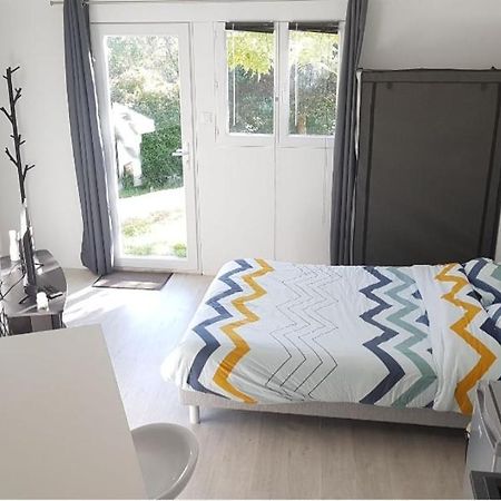 Studio Cozy Tout Confort Chez L'Habitant Apartman La Roche-sur-Yon Kültér fotó